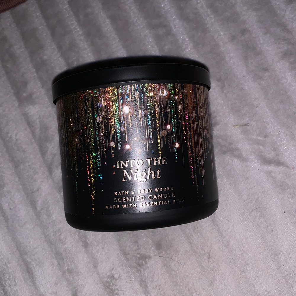 Bath and body works candle